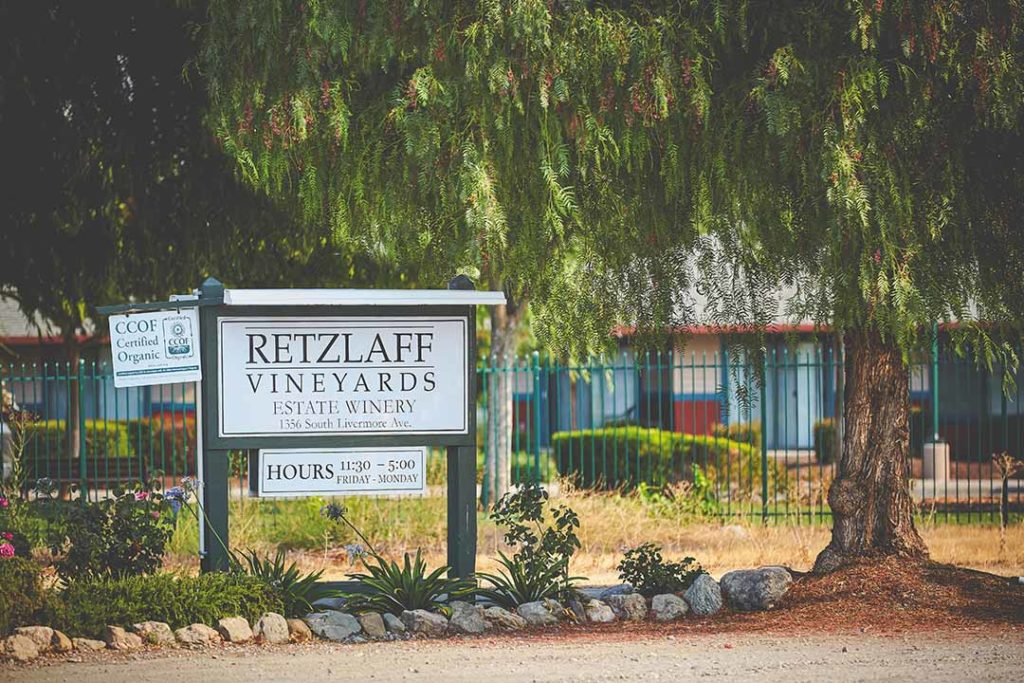 Retzlaff Vineyards driveway sign